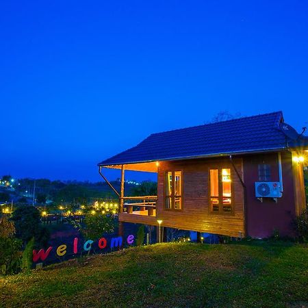 Tarahill Khao Kho Hotel Kültér fotó